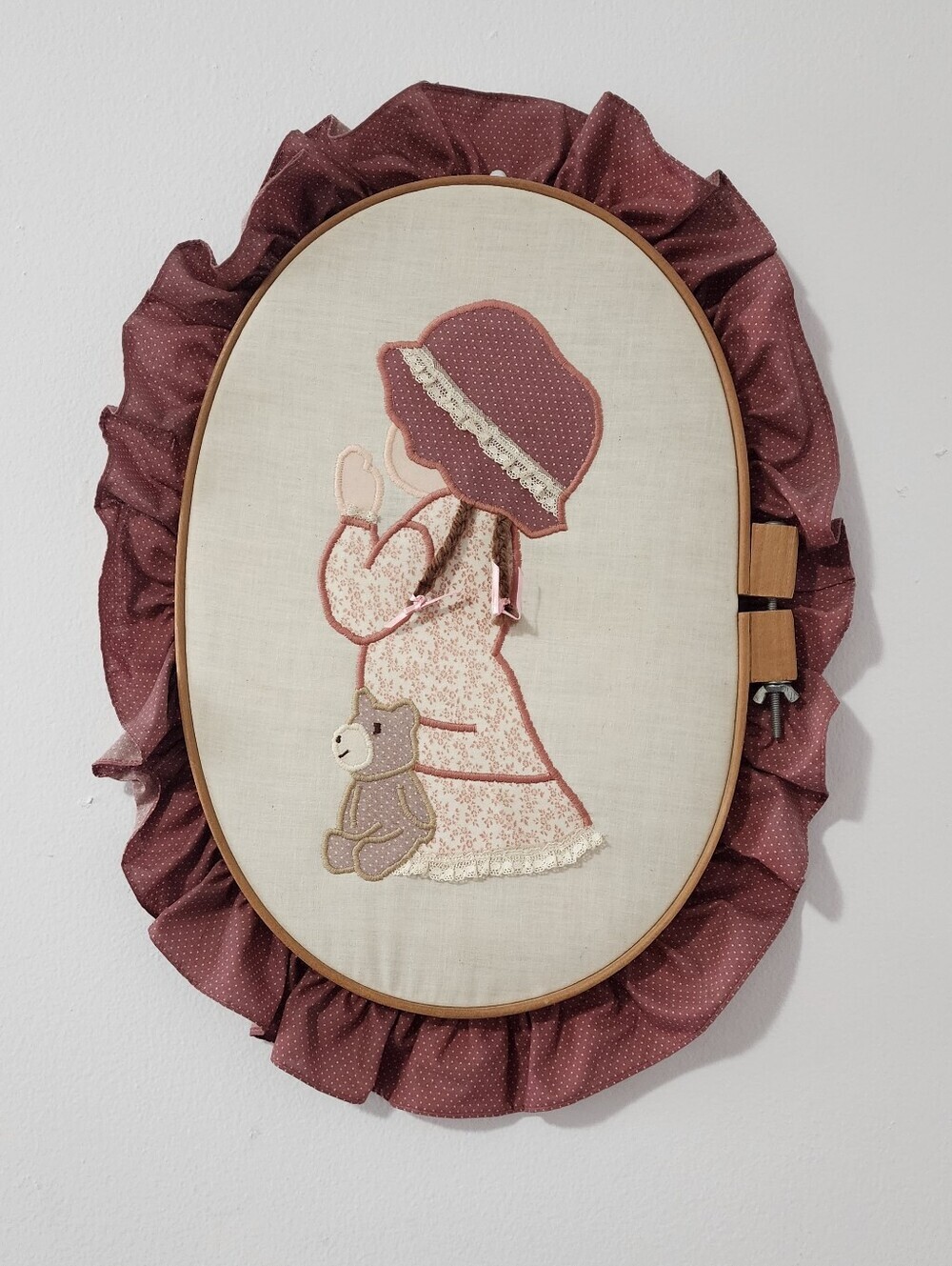 Vintage Sunbonnet Sue Praying Wooden Wall Hanging